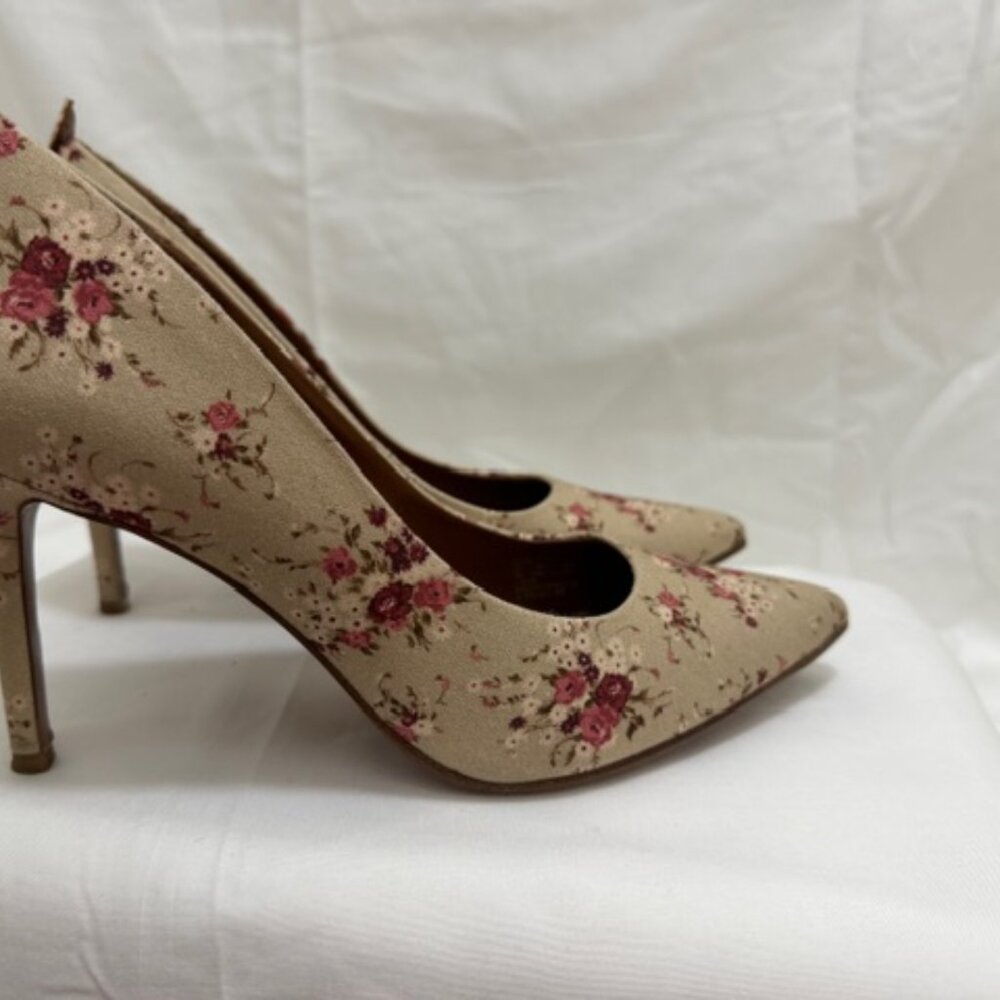 Coach Pump Shoes. Size 9B. Floral print in shades of pink and burgundy - Picture 14 of 14
